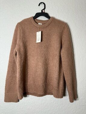 a new day Crewneck Sweater in Mauve Brown